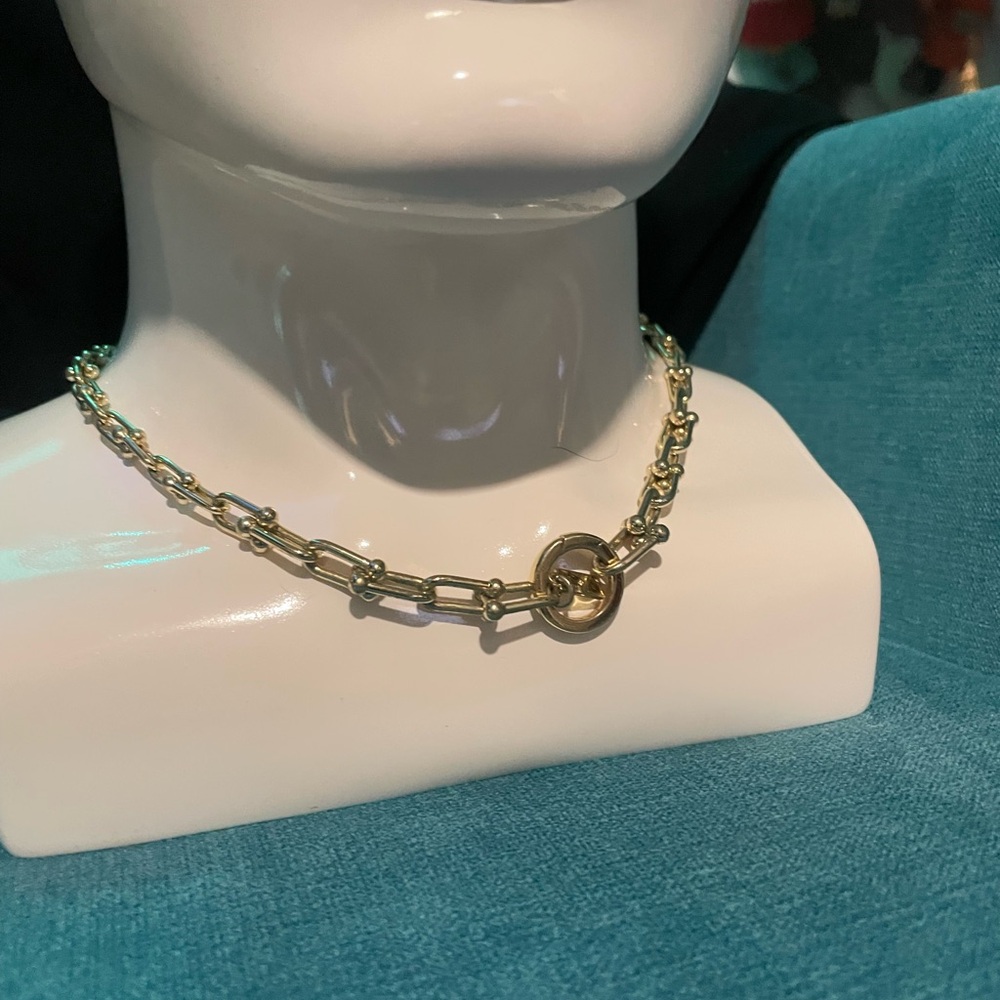 Quay gold chain necklace